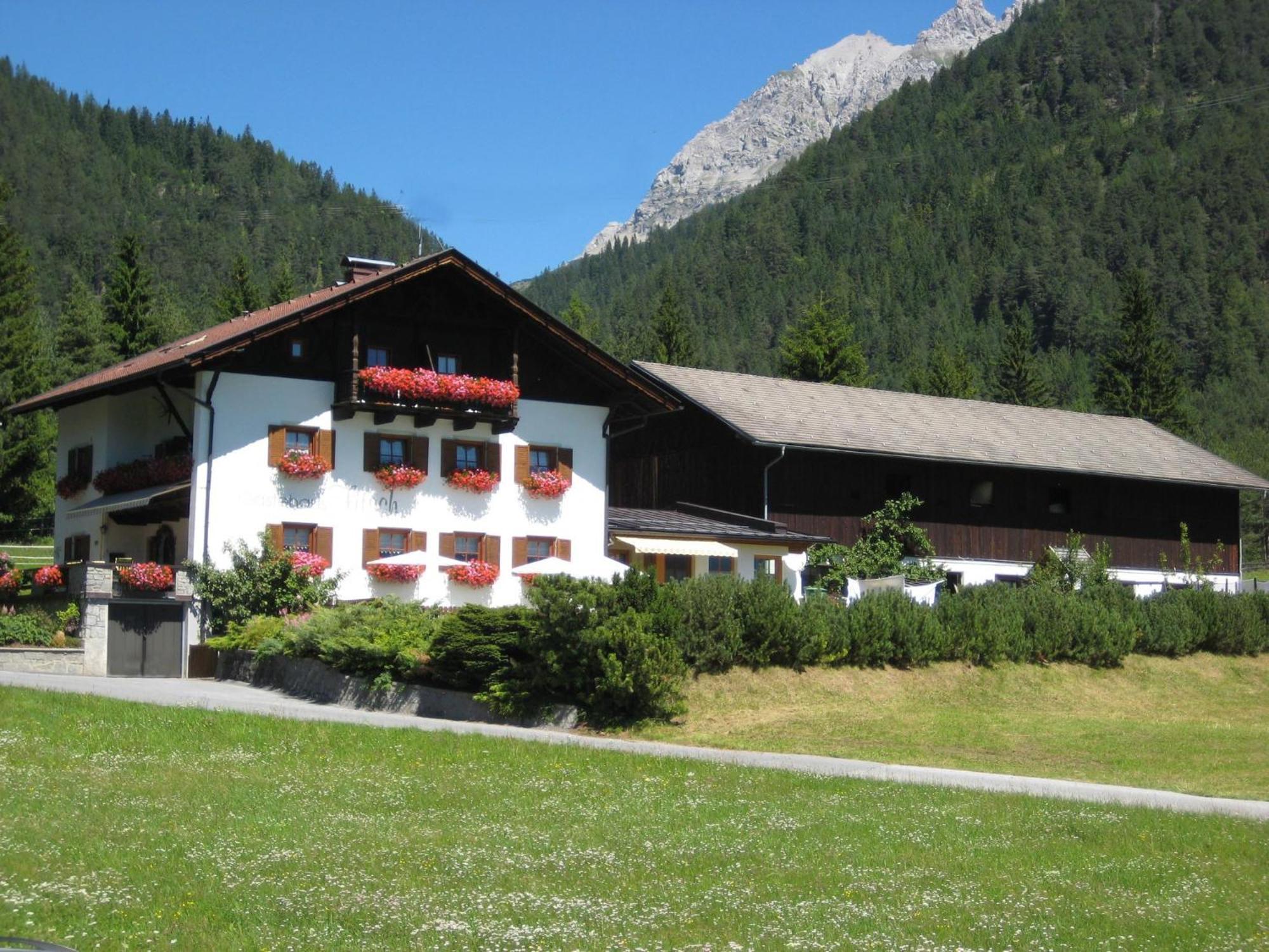 Gaestehaus Fitsch Общайг Екстериор снимка